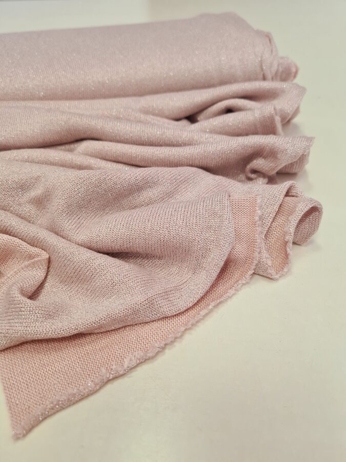 Knitted viscose with silver threads (Powder rose)