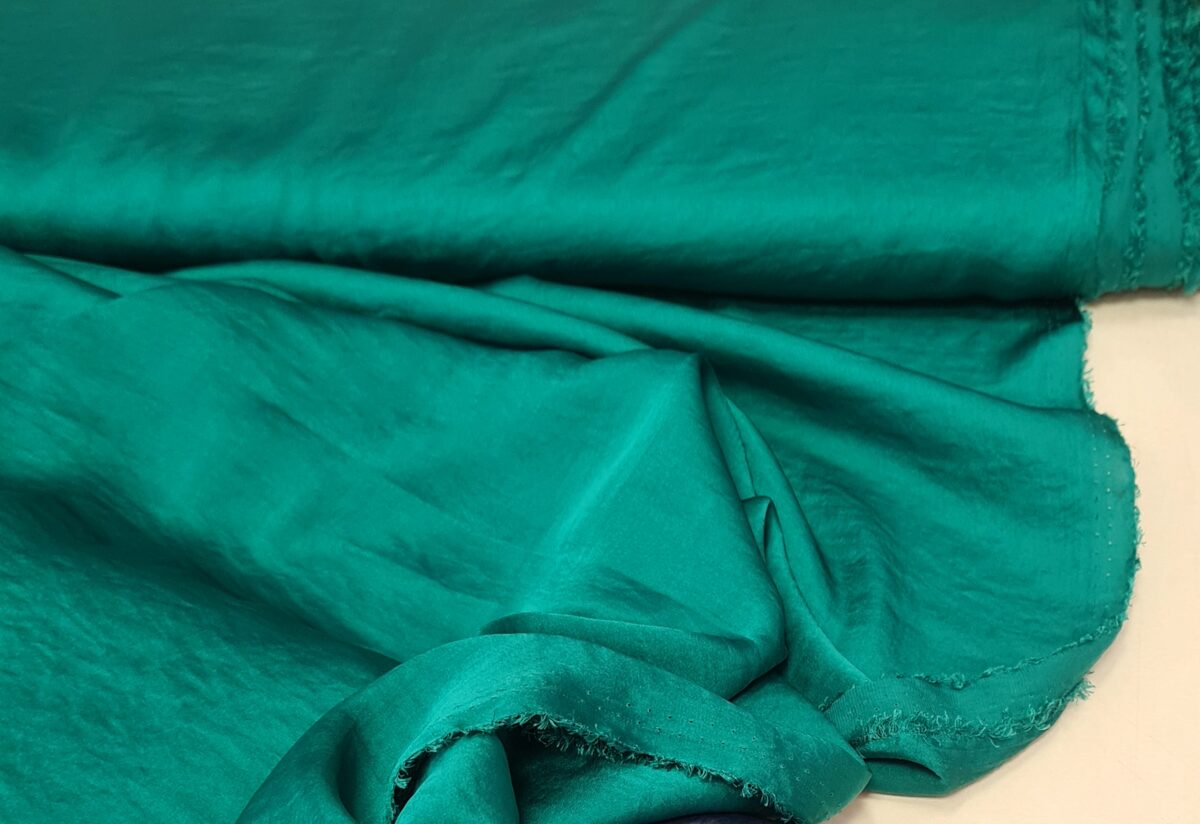Silky touch satin (Green)