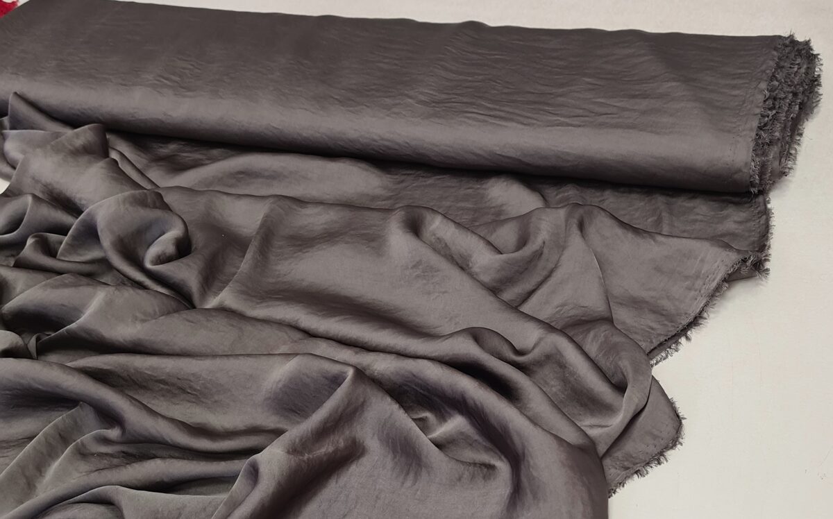 Silky touch satin (Brown grey)