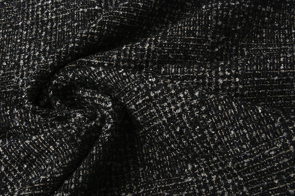 Checkered boucle fabric (Black with beige, pane size 4.50cm)