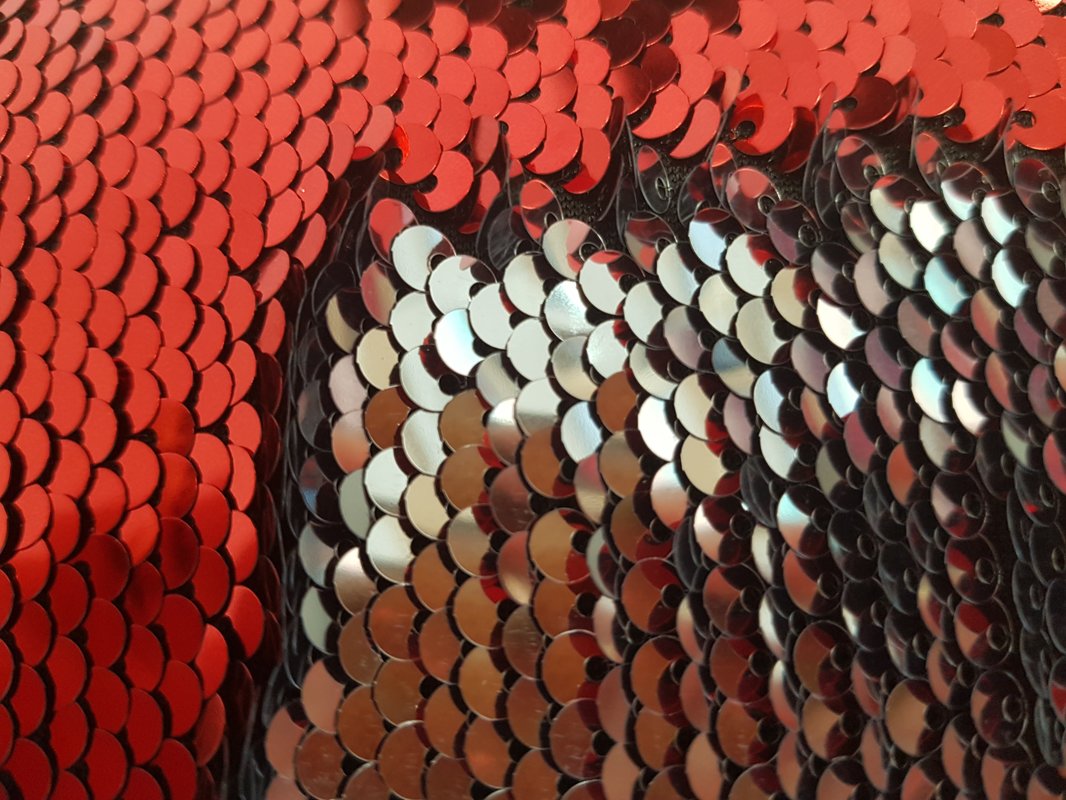 Divpusējais flitera audums ( sarkana krāsa ar sudrabu)