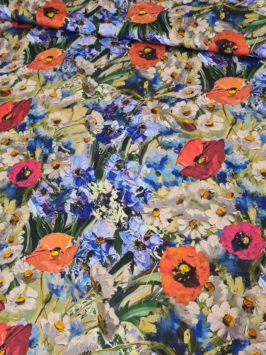 Viscose satin with floral prints