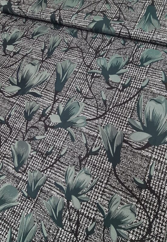 Checkered jacquard fabric with magnolia flowers