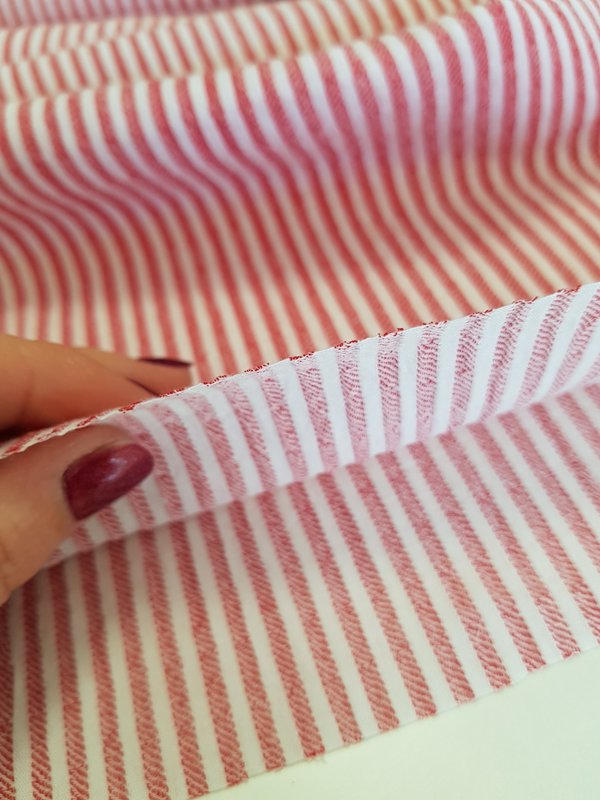 SEERSUCKER cotton with red stripes
