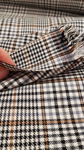 Checkered fabric (Mix of various colour) 