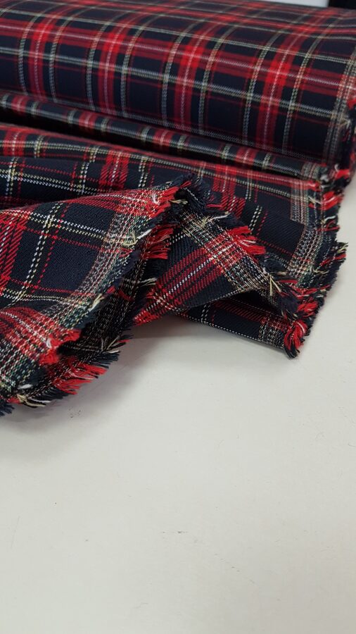 Checkered tartan fabric (Navy, red, check size 2cm x 2cm)